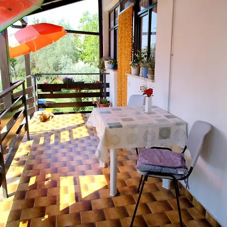 Nada 52 Guest house